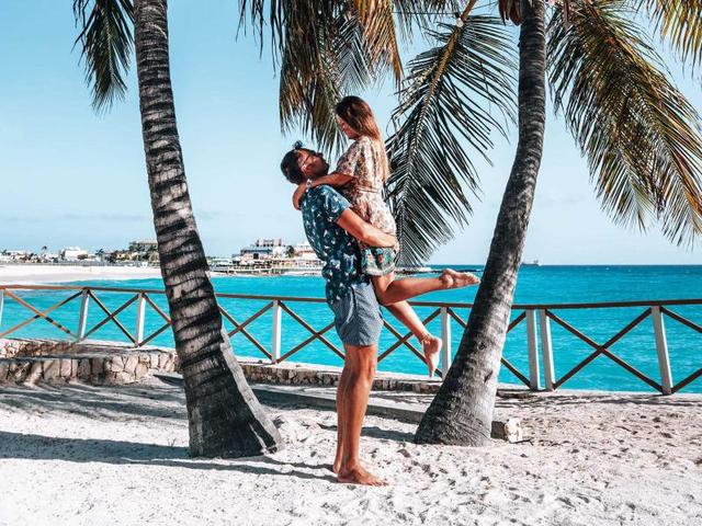 Couples Escape
