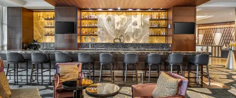 Hotel Features & Amenities 