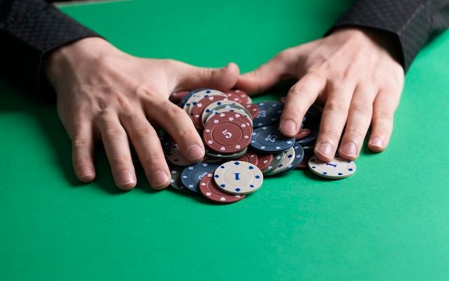 Play Your Hand