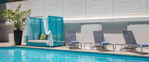 Hotel Features & Amenities 