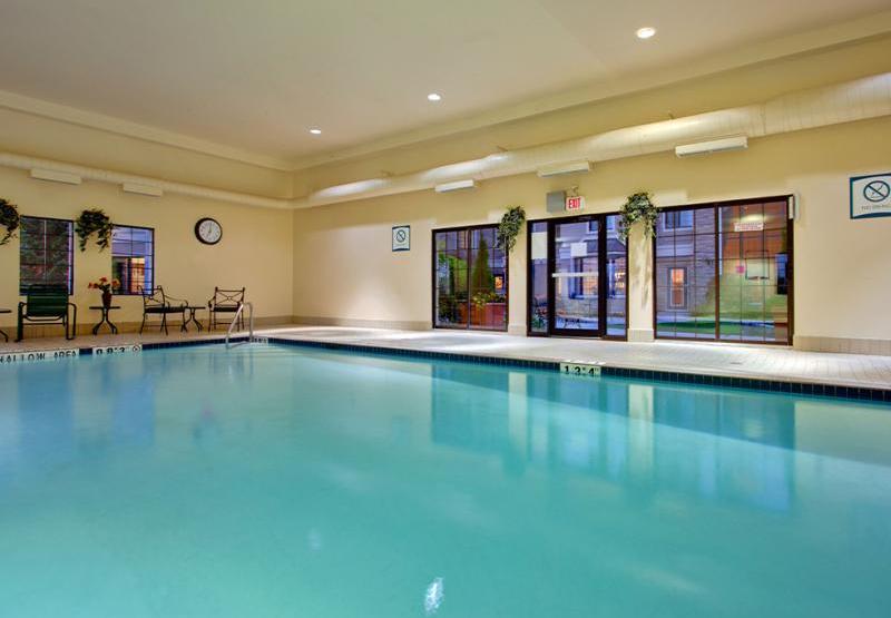 Popular Hotel Near Ontario Science Centre