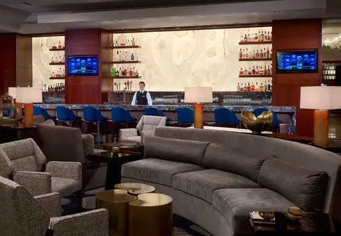 Lounge & Enjoy
