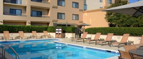 Sonesta Select Dallas Central Expressway