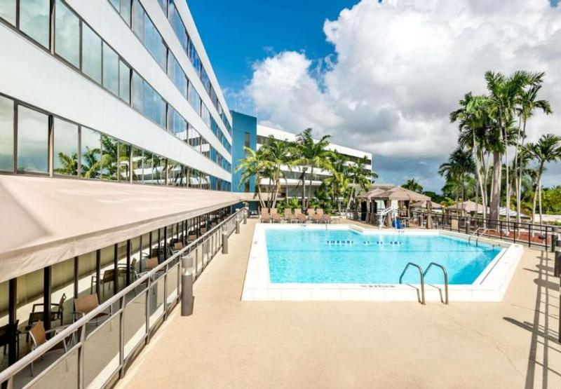 Popular Hotel  