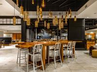 Charlotte Dining 2