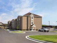 Sonesta Essential Fairmont exterior 1