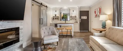 Dry Creek Inn MOD Collection by Sonesta